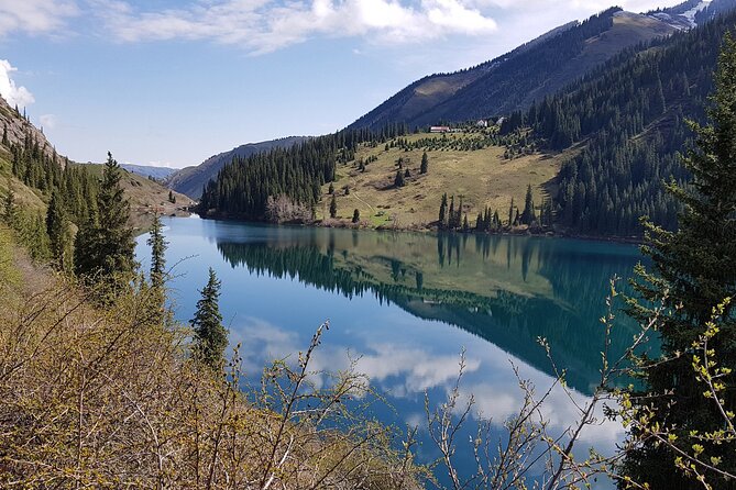 4-Day Private SUV Tour from Almaty - The most beautiful Sights - Why a private SUV makes sense around Almaty