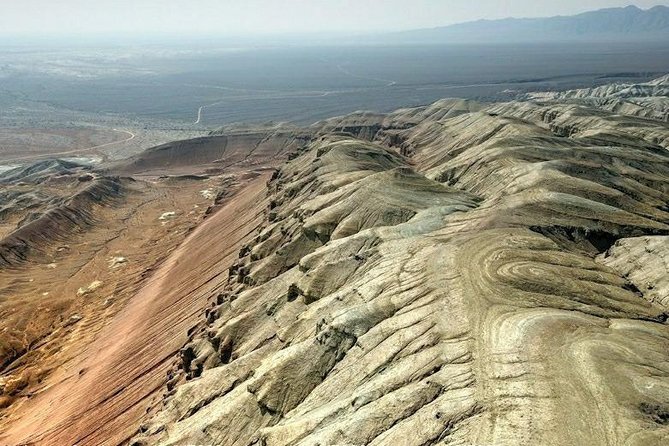 Altyn emel 2 days tour. (Singing dune, AkTau, KattyTau) - Aktau Mountain fossil field: 25 to 30 million years in your hands, not a textbook