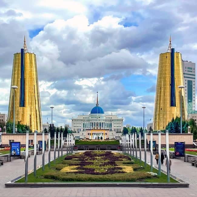 Astana City Tour: Certified Guide+Winetasting+All Inclusive - Getting your bearings in Astana (and why a private car helps)