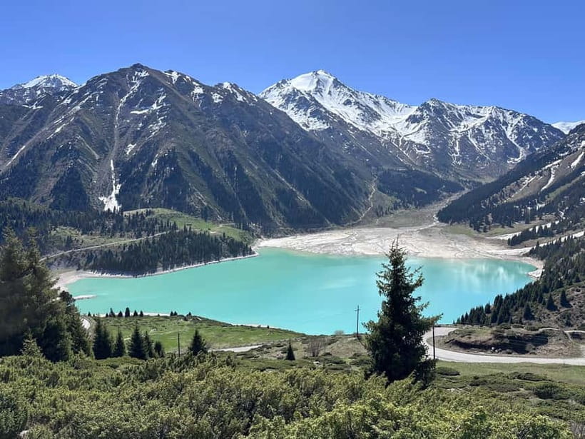 Big Almaty Lake: Choose Adventure on Foot or by Car - Car option: a smooth transfer and a 60 minute lake hit
