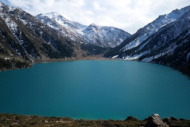 Big Almaty Lake: Choose Your Adventure on Foot or by Car - What Happens at the Lake: Photos, Tea, and Time to Breathe