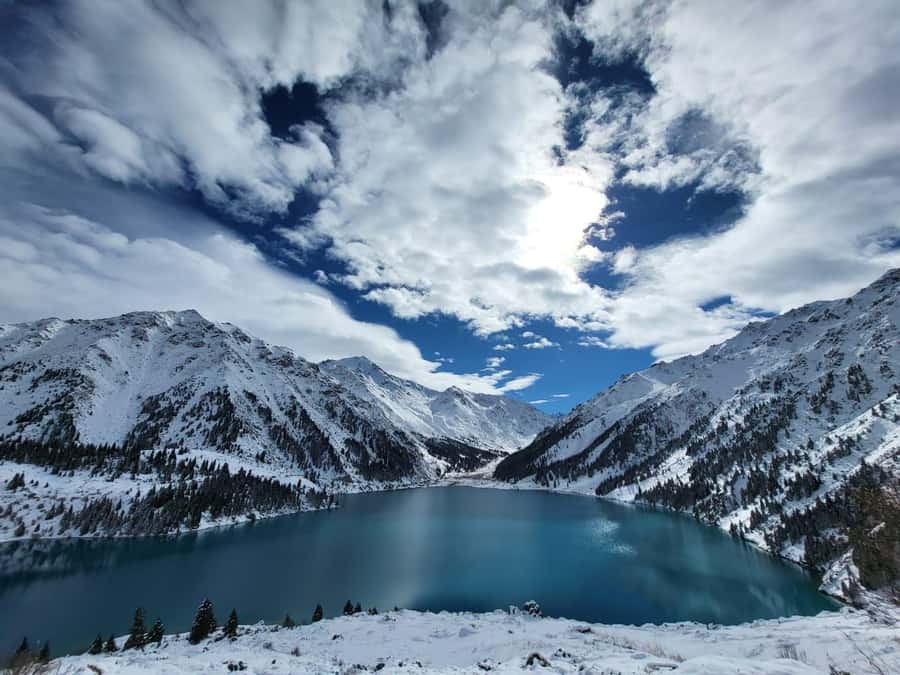 Big Almaty Lake Tour with Optional Hike - Pickup near Abay Opera Fountain, and what the morning feels like