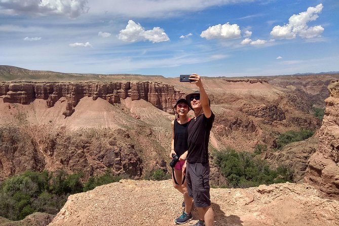 Private Day Tour to the Land of Canyons-UNESCO-of Kazakhstan - Bartogai Lake: the calmer finish with fruit tea and cookies