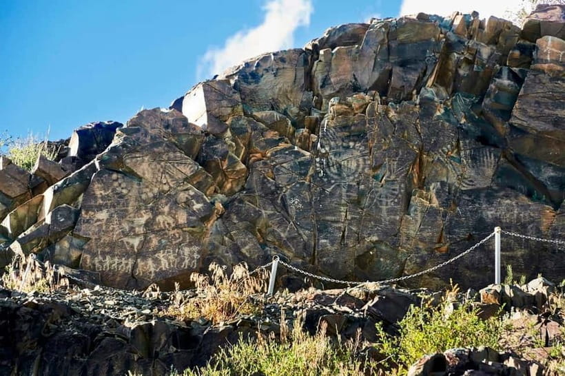 Tanbaly Gorge: Ancient Petroglyphs UNESCO Site Day Tour - From Almaty to the Chu-Ili mountains: the ride that sets the mood