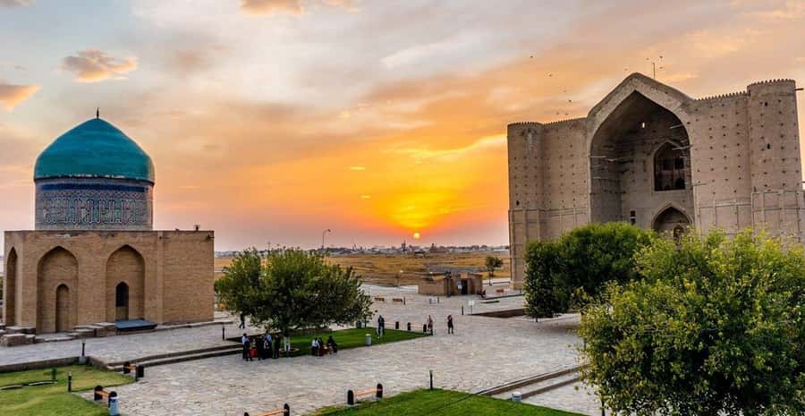 Turkestan Gloriously Isolated - Day Tour from Tashkent - Central Asian Venice avenue, Golden Egg, and the 8K Cinema break